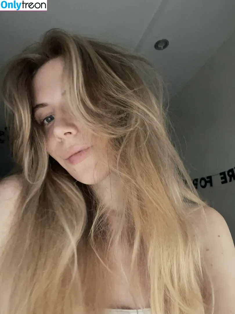 tvoya_uchilka nude photo #0009 (tvoya.uchilka / uchilka_nastya)