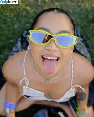 Twaydabae nude photo #0012