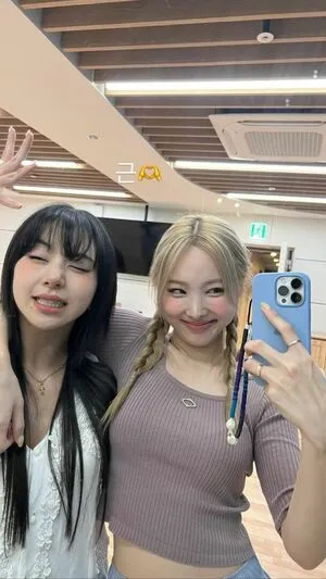 Twice Kpop / twicetagram nude photo #0098