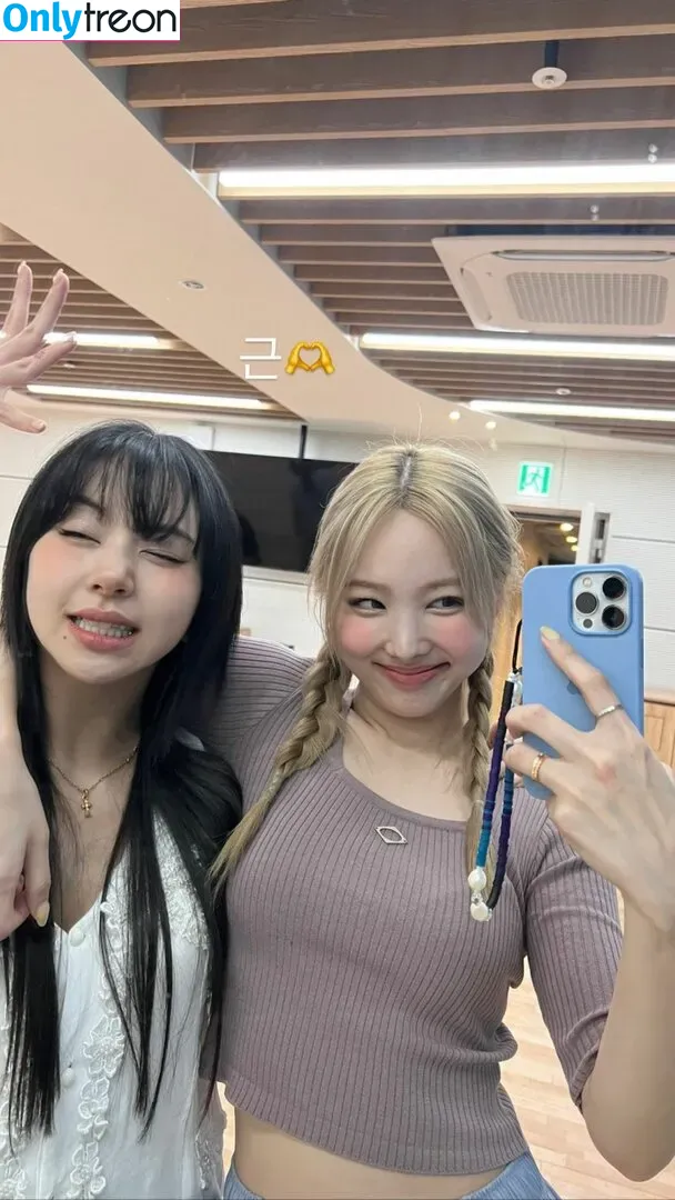 Twice Kpop nude photo #0098 (twicetagram)