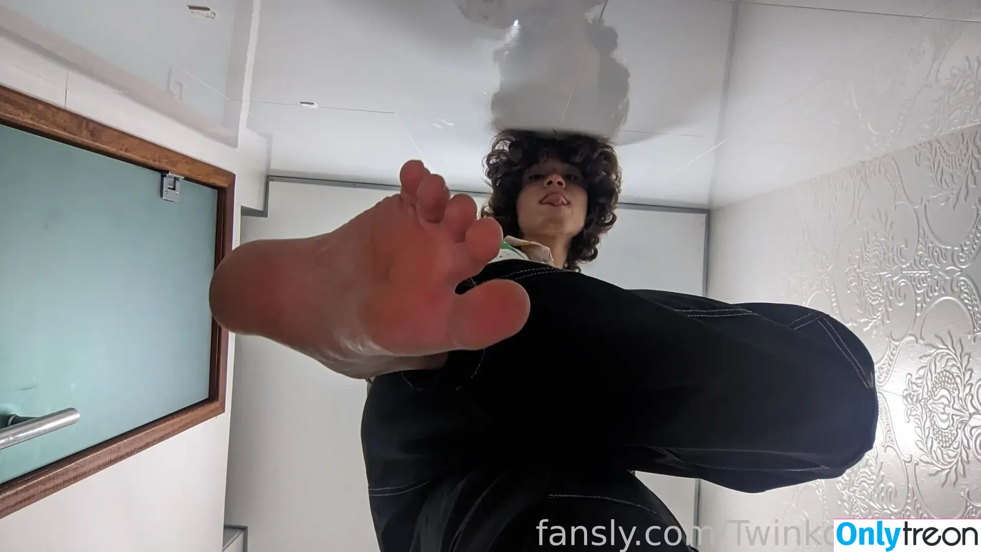 TwinkozillaBoy nude photo #0039 (twinkslutboy)