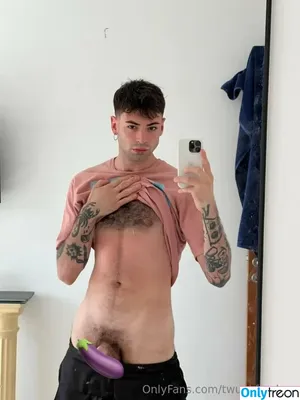 twunkfemboy / tw.nku nude photo #0016