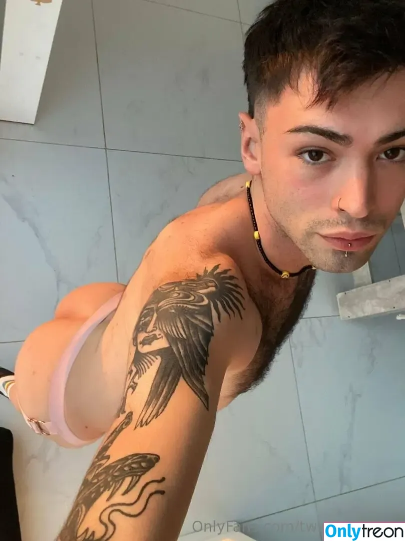 twunkfemboy nude photo #0017 (tw.nku)