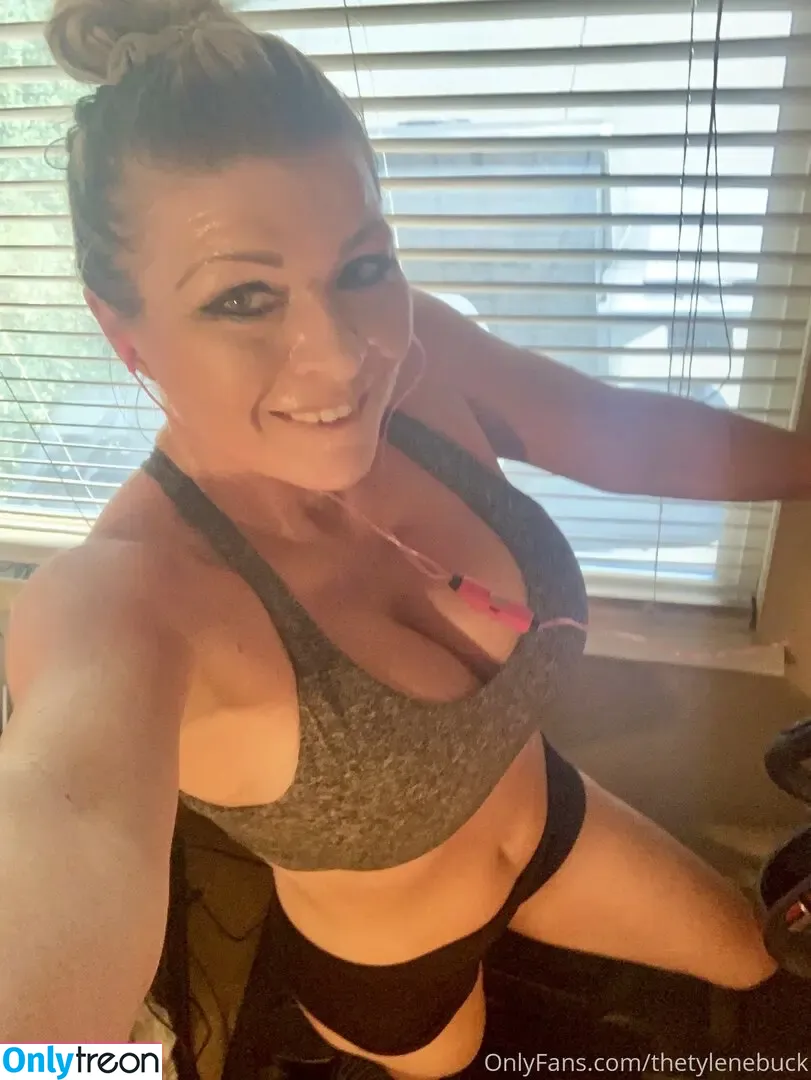 Tylene Buck nude photo #0527 (Major Gunns / TyleneBuckXXX / thetylenebuck / tylene__buck)