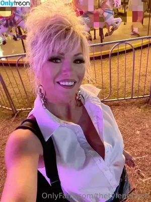 Tylene Buck / Major Gunns / TyleneBuckXXX / thetylenebuck / tylene__buck nude photo #1053