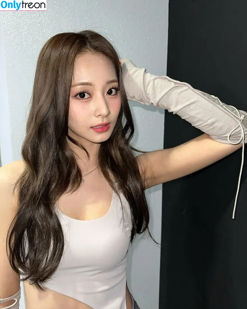 Tzuyu (Chiu Chú-jû) | Twice nude photo #0002 (thinkaboutzu)