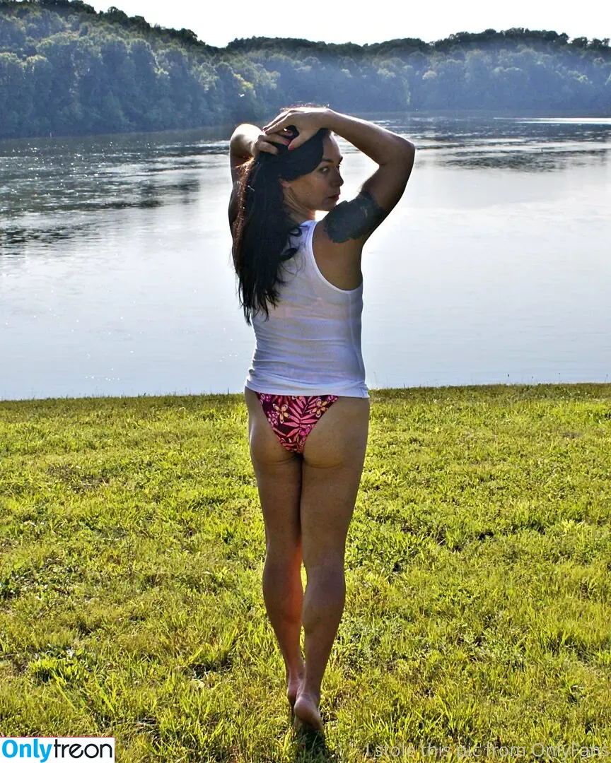 u102633240 nude photo #0054 (jspades222)
