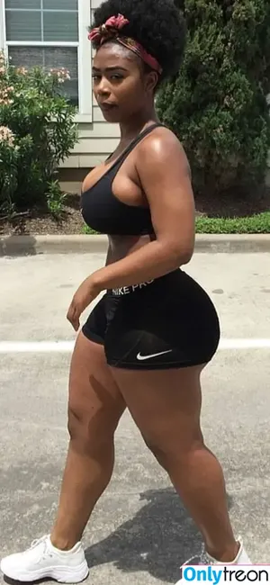  nude photo #0004