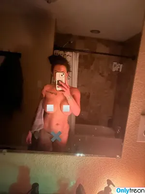 ughhjen / ughhgin nude photo #0006
