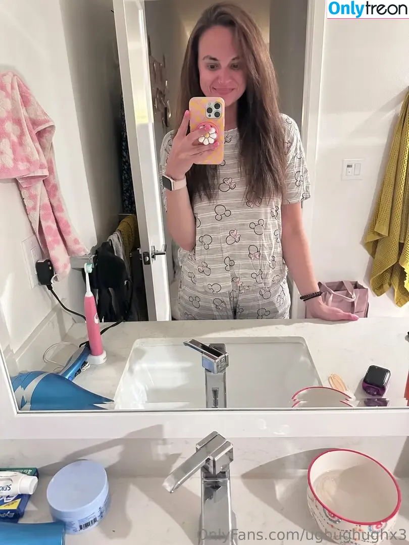ughughughx3 nude photo #0088 (32ughughh / caaaaityyyy)