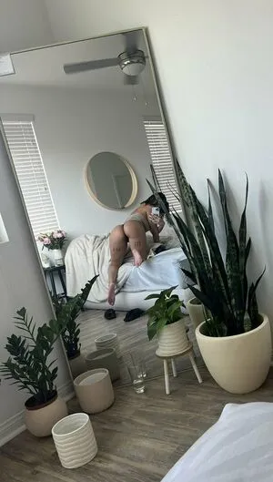 uhhliar / uhhlia / uhliaa / uhliaa._ nude photo #0113
