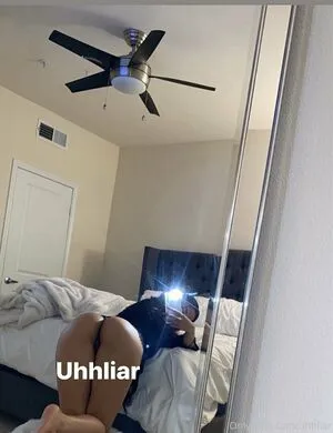 uhhliar / uhhlia / uhliaa / uhliaa._ nude photo #0273