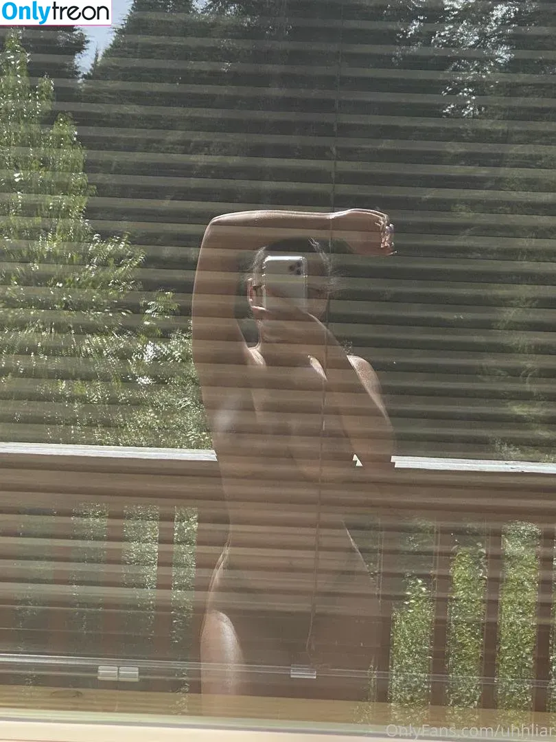 uhhliar nude photo #0003 (uhhlia / uhliaa / uhliaa._)