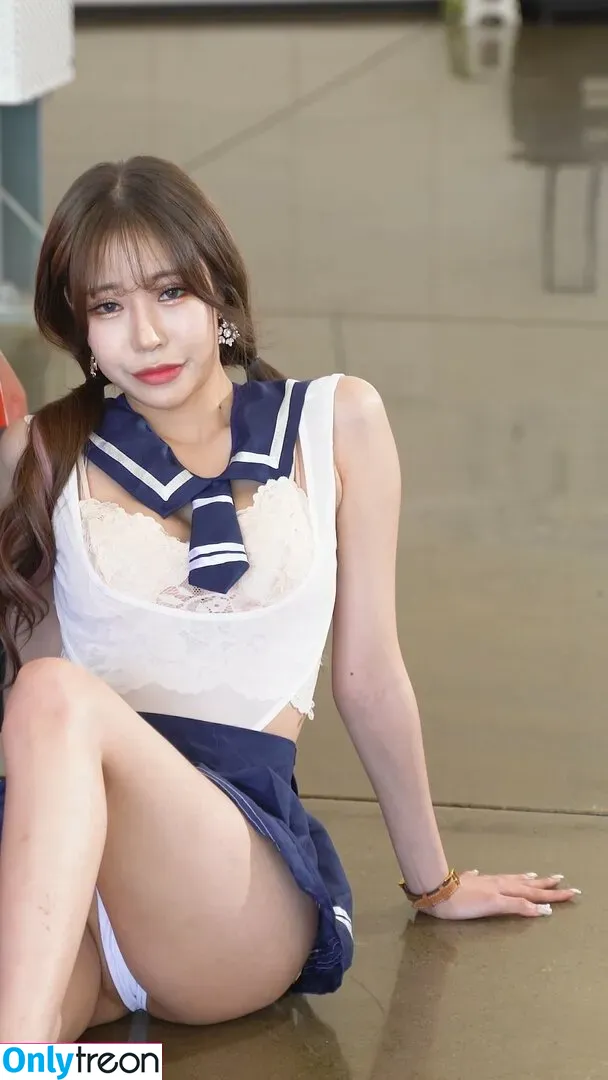 UMC MODEL nude photo #0003 (ra_yuni_)