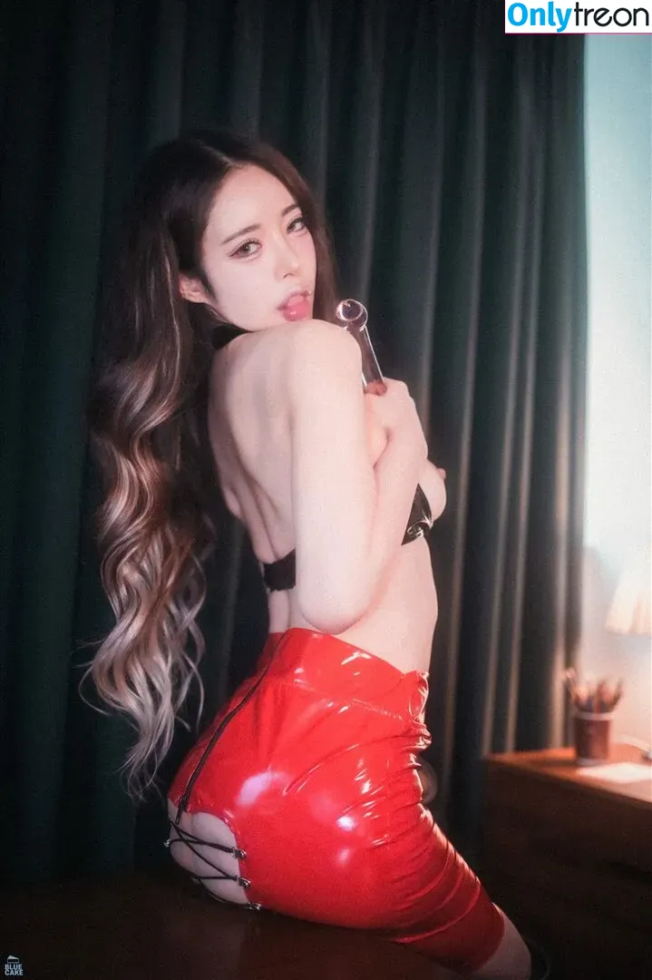 UMC MODEL nude photo #0022 (ra_yuni_)