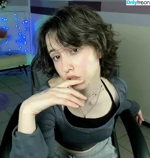  nude photo #0001