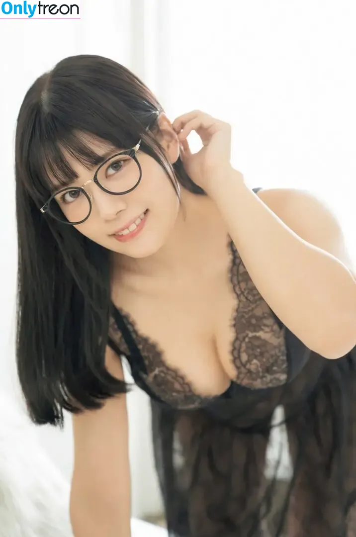 Umi Shinonome nude photo #1785 (umi_portrait)