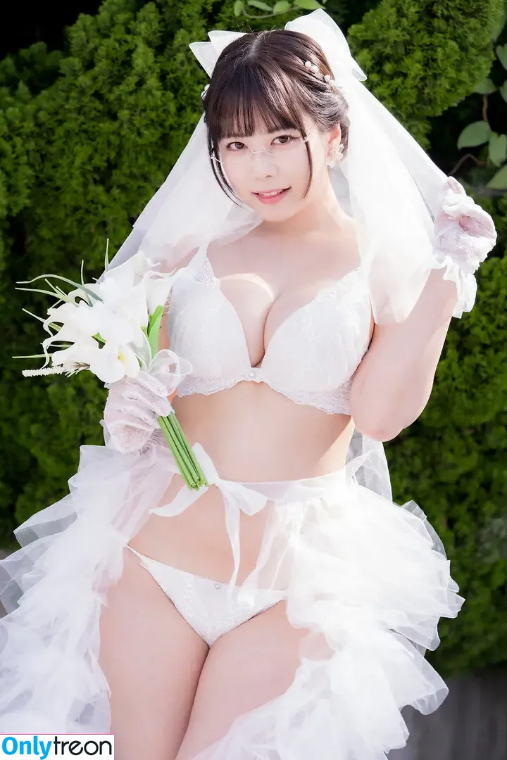 Umi Shinonome nude photo #2767 (umi_portrait)
