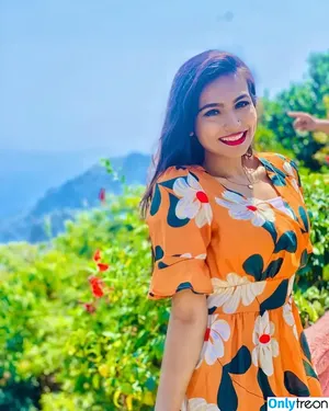 Umme Zamilatun Naima / zamilah_n nude photo #0023