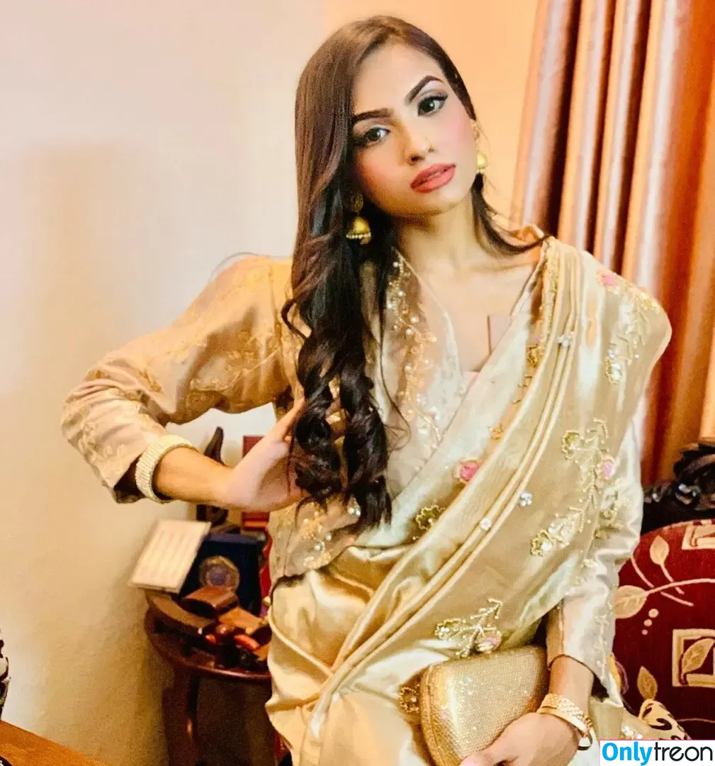 Umme Zamilatun Naima nude photo #0016 (zamilah_n)