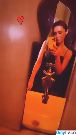 Una Healy / unahealy nude photo #0153