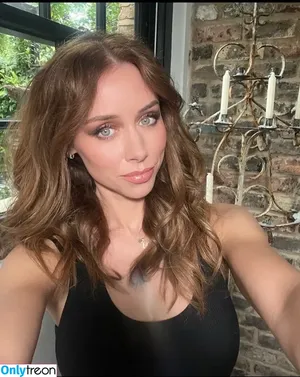 Una Healy / unahealy nude photo #0535
