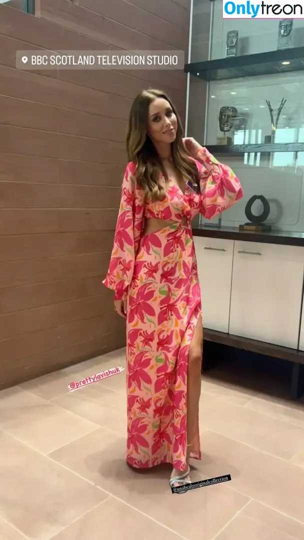 Una Healy nude photo #0582 (unahealy)