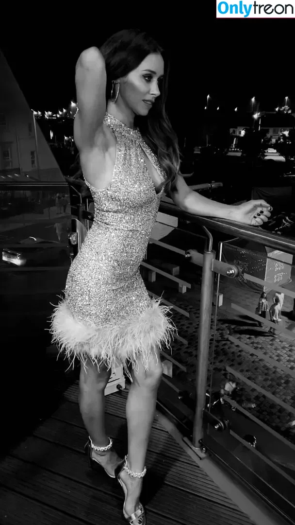 Una Healy nude photo #0596 (unahealy)