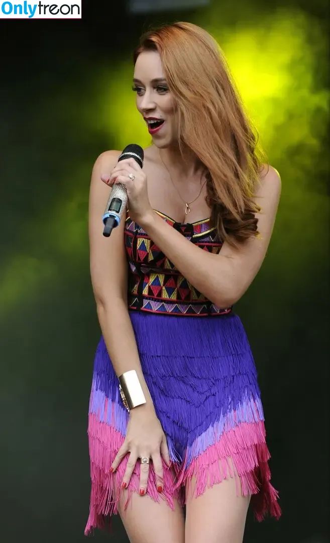 Una Healy nude photo #0697 (unahealy)