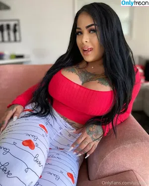 unavips / unacakez / unaplays nude photo #0084