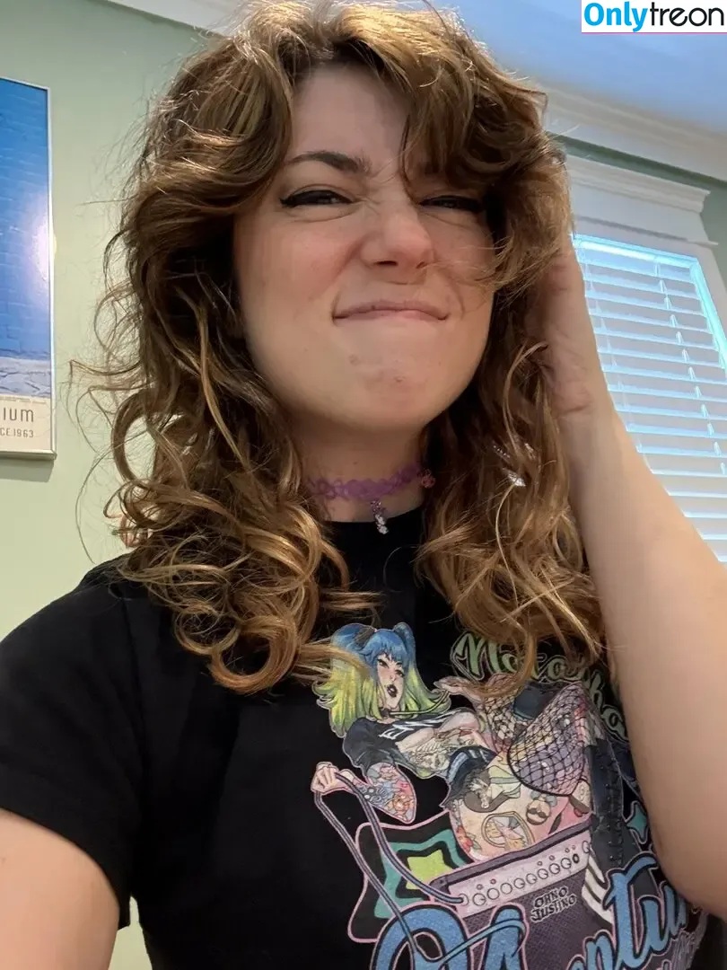 Uncanny Megan nude photo #0123 (Uncanny Megan)