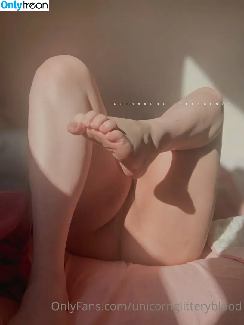 Unicornglitteryblood nude photo #0353 (Unicornglittern / milly.peachy)