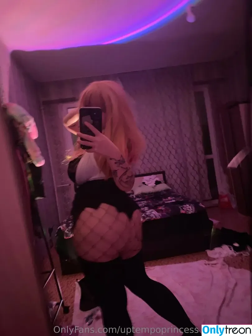 uptempoprincess nude photo #0090 (uptempoprincess)