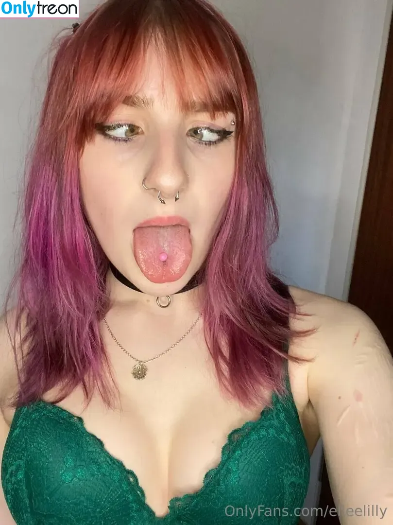 ur_kitten_liv nude photo #0009 (ur_favourite_kitten)