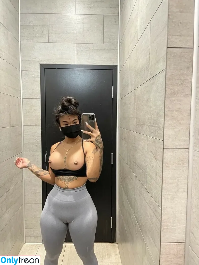 Urfavvflipp nude photo #0004 (Fr3akyFilipina / Therealsijalbo)