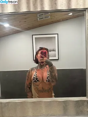 Urgoddessnicki / Ayeohqueenbitch / Ayeohqueennicki / GoddessNicki666 / urgoddessn1 / wetbynick nude photo #0155