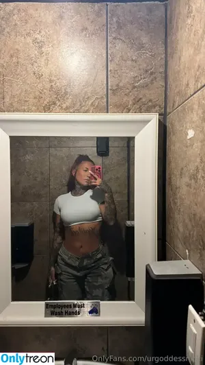 Urgoddessnicki / Ayeohqueenbitch / Ayeohqueennicki / GoddessNicki666 / urgoddessn1 / wetbynick nude photo #0182