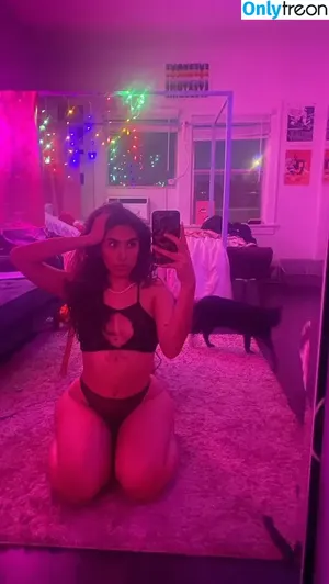  nude photo #0002