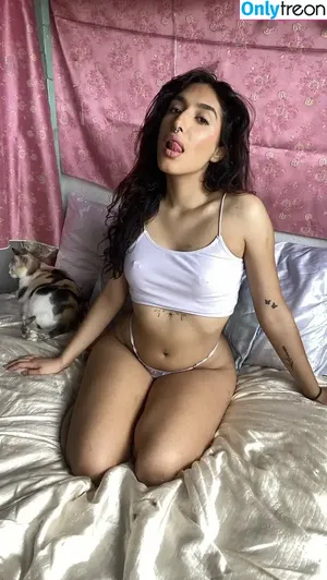  nude photo #0005