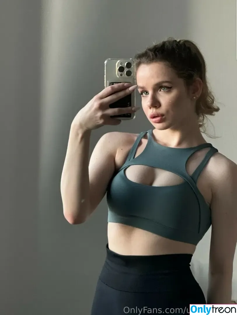urkittymary nude photo #0046 (yourmarybaby)