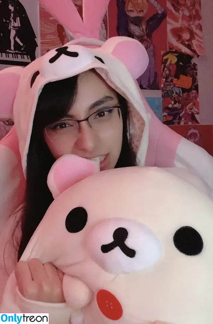 Uwumi nude photo #0028 (Notuwumi / yor.uwu)