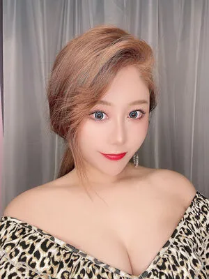 Uying / Yui ASMR / uying_87 nude photo #0089