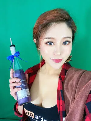Uying / Yui ASMR / uying_87 nude photo #0145