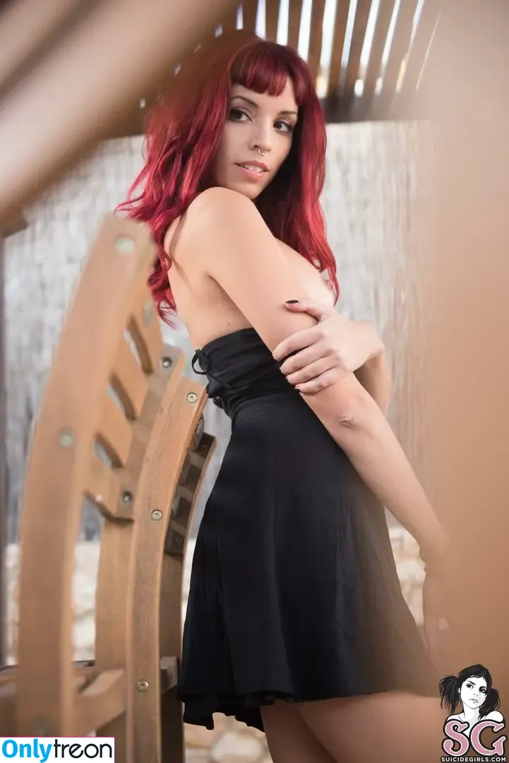 Uynn SG nude photo #0016 (Uynn SG)