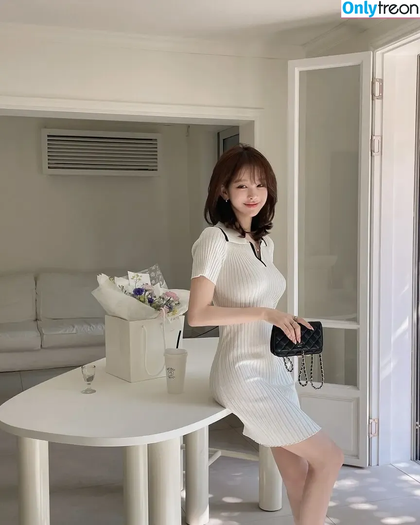 Uzaa nude photo #0142 (____uzaa)