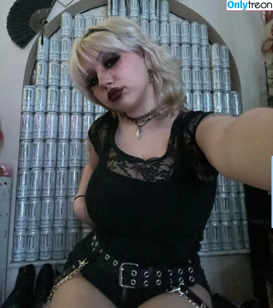 v0l4til3 nude photo #0028 (bbabydollyy)
