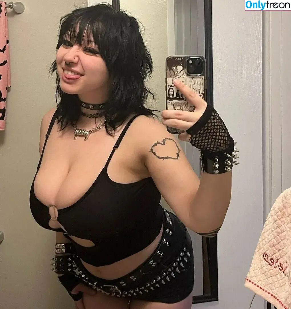 v0l4til3 nude photo #0438 (bbabydollyy)