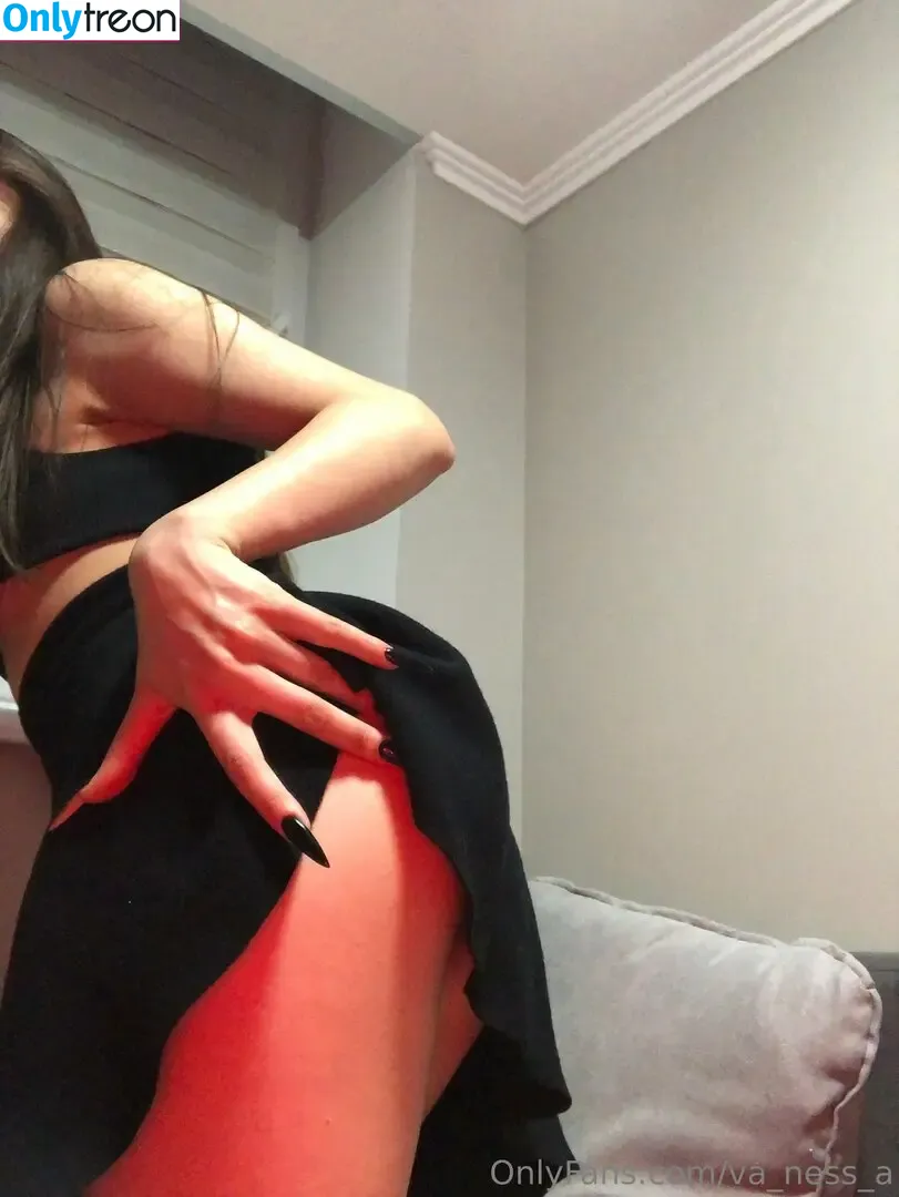 va_ness_a nude photo #0020 (v.vanessa.a)