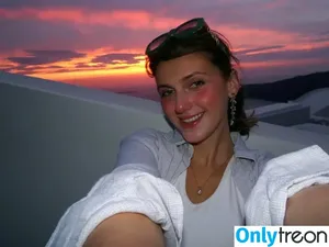 Valentina / valeblucerchiata / valentinaof.4 / xxvalen444 / xxvalenxoxo nude photo #0205