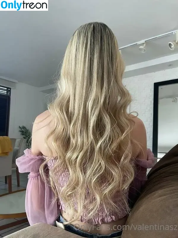 Valentina nude photo #0121 (valeblucerchiata / valentinaof.4 / xxvalen444 / xxvalenxoxo)